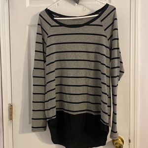 Loveappella XL shirt with decorative edging